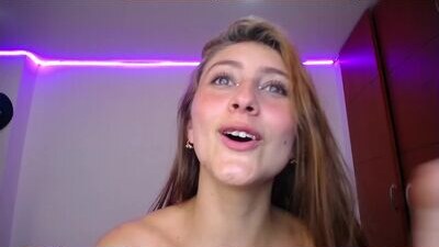littlelaksmi public webcam profile photo 6