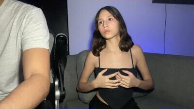 littlemegancouple public webcam profile photo 9