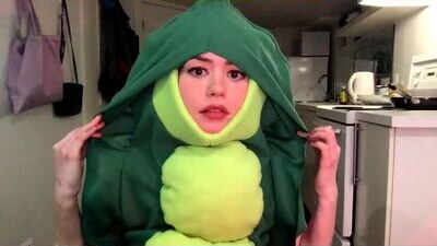 littlesugarpea public webcam profile photo 9