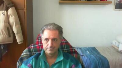 liuk53 public webcam profile photo 2