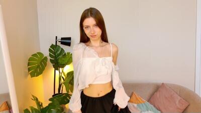 livia_place public webcam profile photo 3