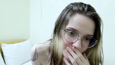 liya_still public webcam profile photo 3