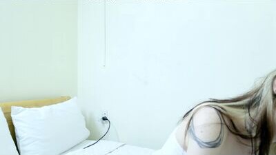 liya_still public webcam profile photo 6