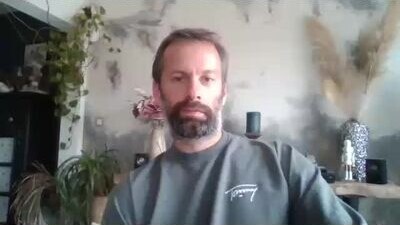liyiperverzno public webcam profile photo 5