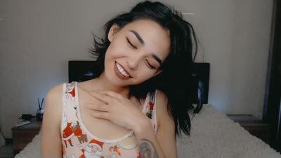 lizafire public webcam profile photo 2