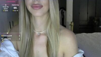 lizasweetyy public webcam profile photo 5
