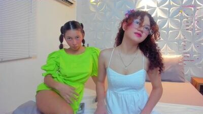 lizvillalobos public webcam profile photo 8