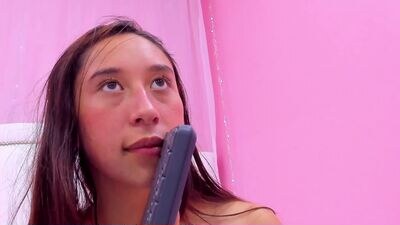 lizzevans_ public webcam profile photo 4