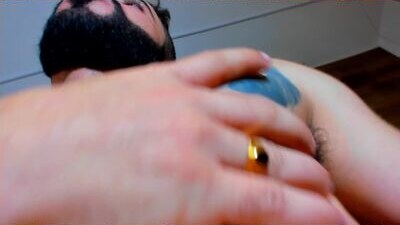 logan_beker28 public webcam profile photo 10