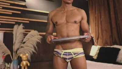 logan_varela public webcam profile photo 5