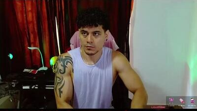 loganandrwz public webcam profile photo 7