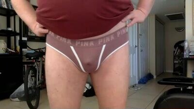 logical12345 public webcam profile photo 4