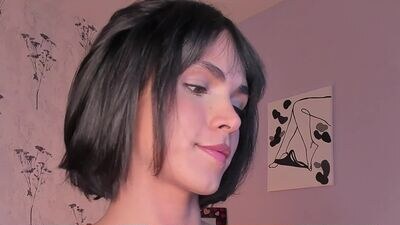 lola_cocks public webcam profile photo 4
