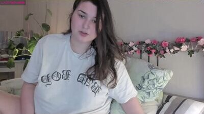 lola_flower_ public webcam profile photo 7
