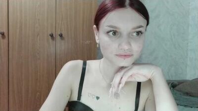 lola_sweetglow public webcam profile photo 6