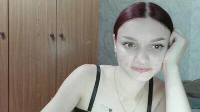 lola_sweetglow public webcam profile photo 8