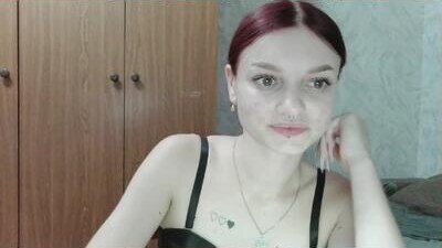 lola_sweetglow public webcam profile photo 9