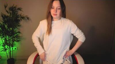 lolytaberry public webcam profile photo 10