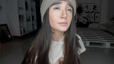 lonelly_lolly98 public webcam profile photo 2