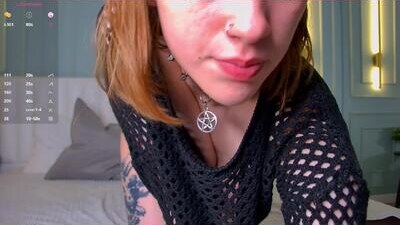 lorapuffs public webcam profile photo 5