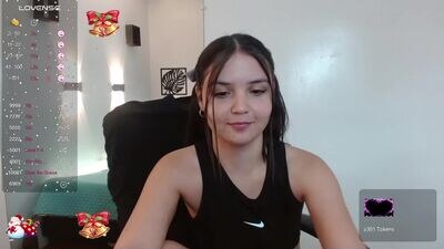 lorenawarren public webcam profile photo 2