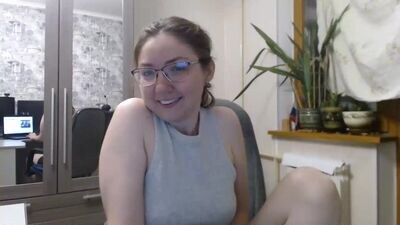 lori_allen public webcam profile photo 2