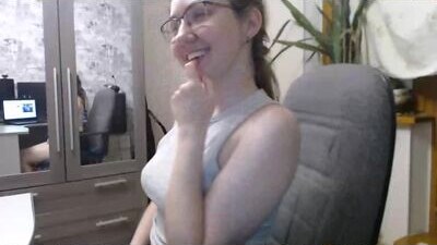lori_allen public webcam profile photo 9