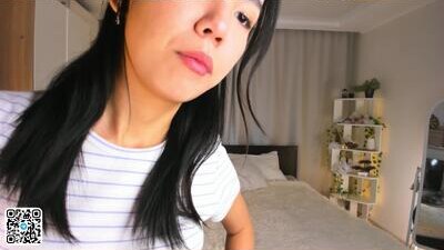 lornacutsforth public webcam profile photo 6