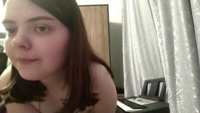 loudeguise public webcam profile photo 7