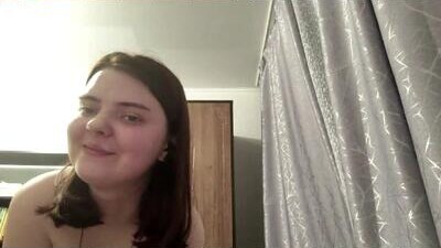 loudeguise public webcam profile photo 10