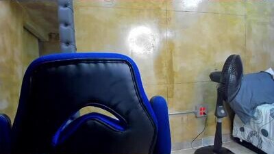 louis_connor public webcam profile photo 8