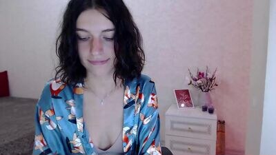 loulou_u public webcam profile photo 2
