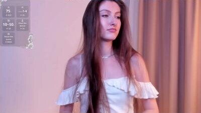 louveniahurry public webcam profile photo 6