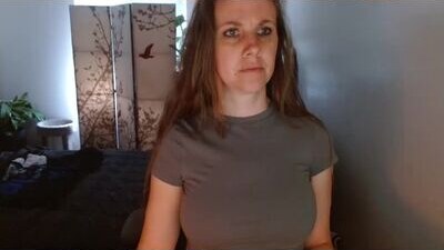 love_on_ public webcam profile photo 6