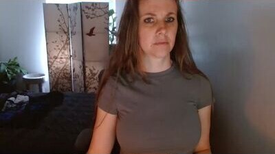 love_on_ public webcam profile photo 7