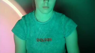 love_vivian public webcam profile photo 3