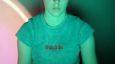 love_vivian public webcam profile photo 4
