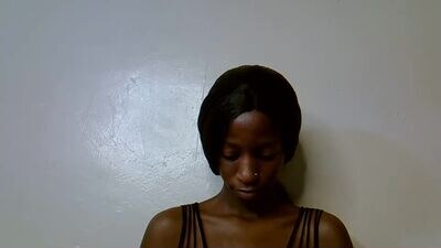 lovela_nay public webcam profile photo 3