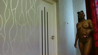 lovelent_shaz public webcam profile photo 10