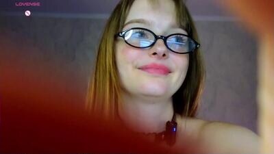 lovelly_molly public webcam profile photo 3