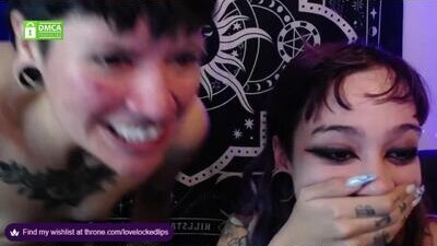 lovelockedlips public webcam profile photo 7