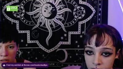 lovelockedlips public webcam profile photo 10