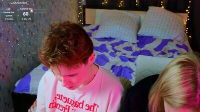 lovelygirllss public webcam profile photo 10