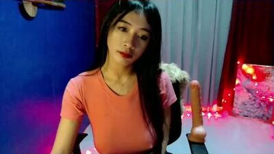 lovelypetite143 public webcam profile photo 5