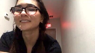 lovelyqueenaria public webcam profile photo 5