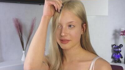 lovendy public webcam profile photo 9