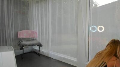 loveyelisa public webcam profile photo 3