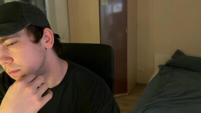 luca_syn