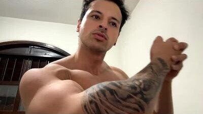 lucasfit24 public webcam profile photo 6