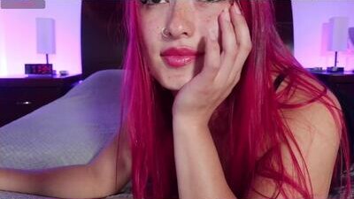 luccycollins_ public webcam profile photo 7